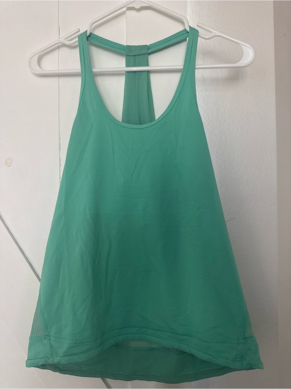 Lululemon Women's Mint Green Racerback Tank Top